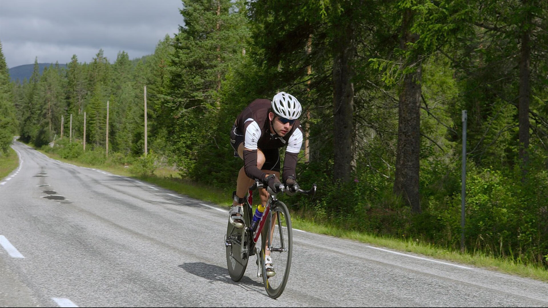 开云体育在线赛事直播-巴西马术协会举办国际马术科技大会，推动行业技术交流与合作。